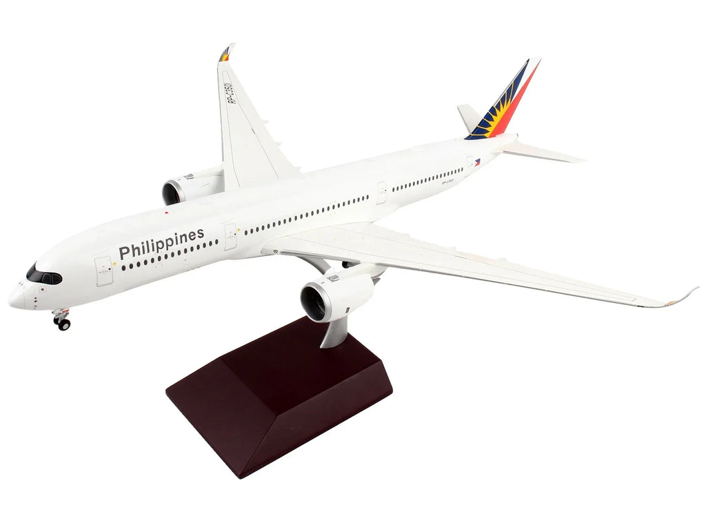 GeminiJets Airbus "Gemini Series 200" Graphics by Tail Diecast Aircraft with Model Commercial A350-900 White Airplane 1/200