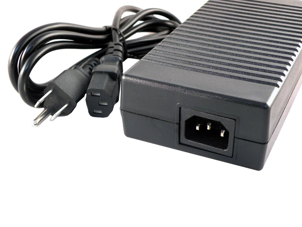 G7500 7770 for R4 R3 x15 Alienware Dell G7630 5505, M6700 G5 R1 m17 7710 7680 7760 m18x x51 5515, AC R5; m18 7780 G5530 R2 7750 G15 7720 15 7730 m15 Precision 7740 Adapter 17 x17 M6800 G7700; 7670