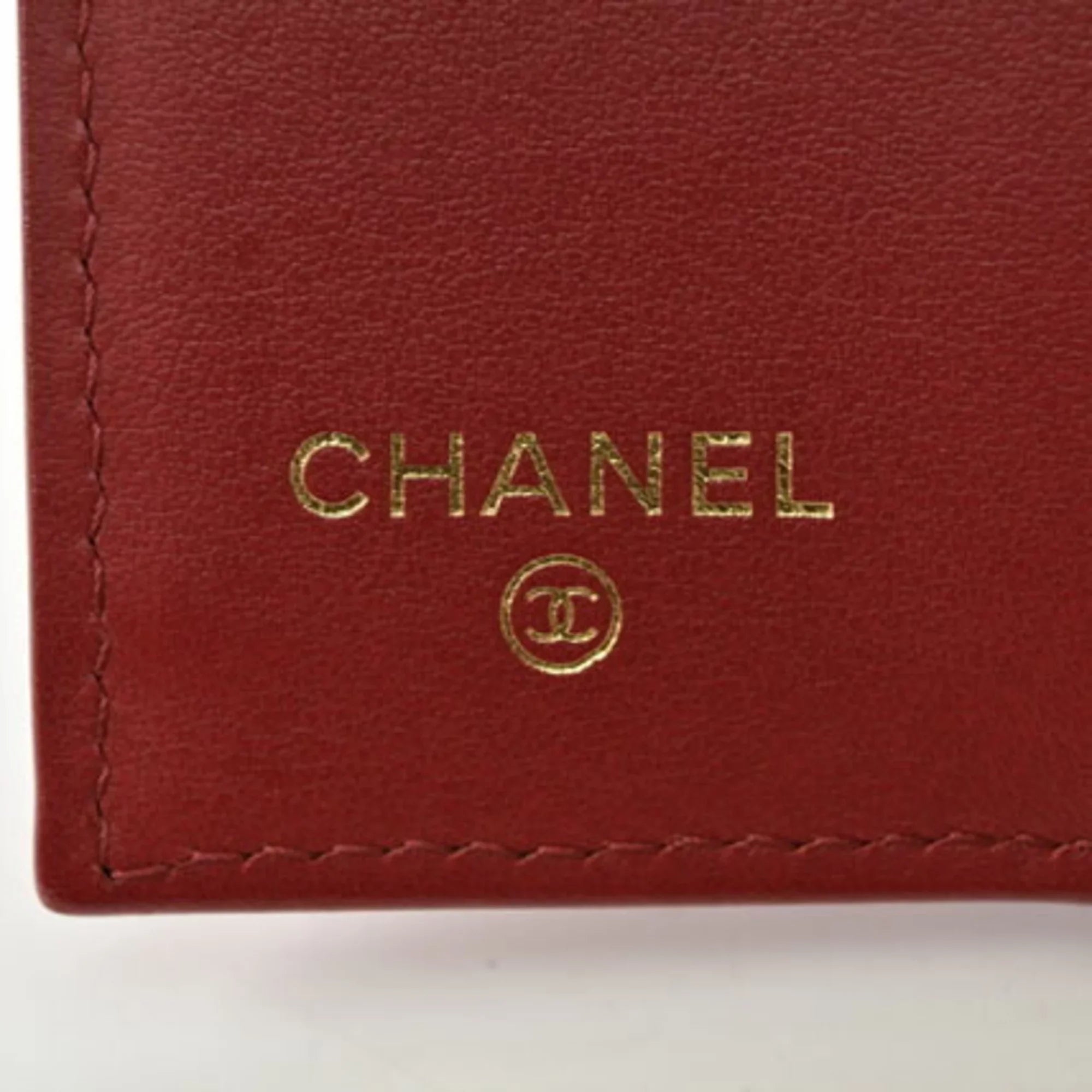 here CHANEL Chanel skin (Like Pre-Owned wallet mark caviar New) dark red