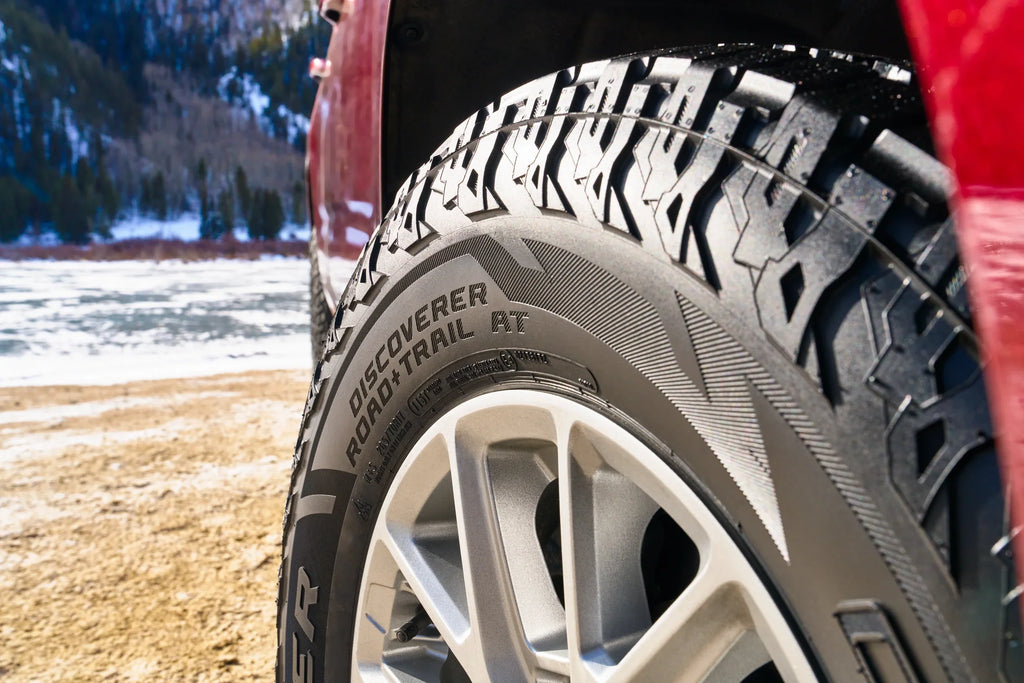 AT Tire Road+Trail 106T All-Terrain Cooper Discoverer 235/70R16