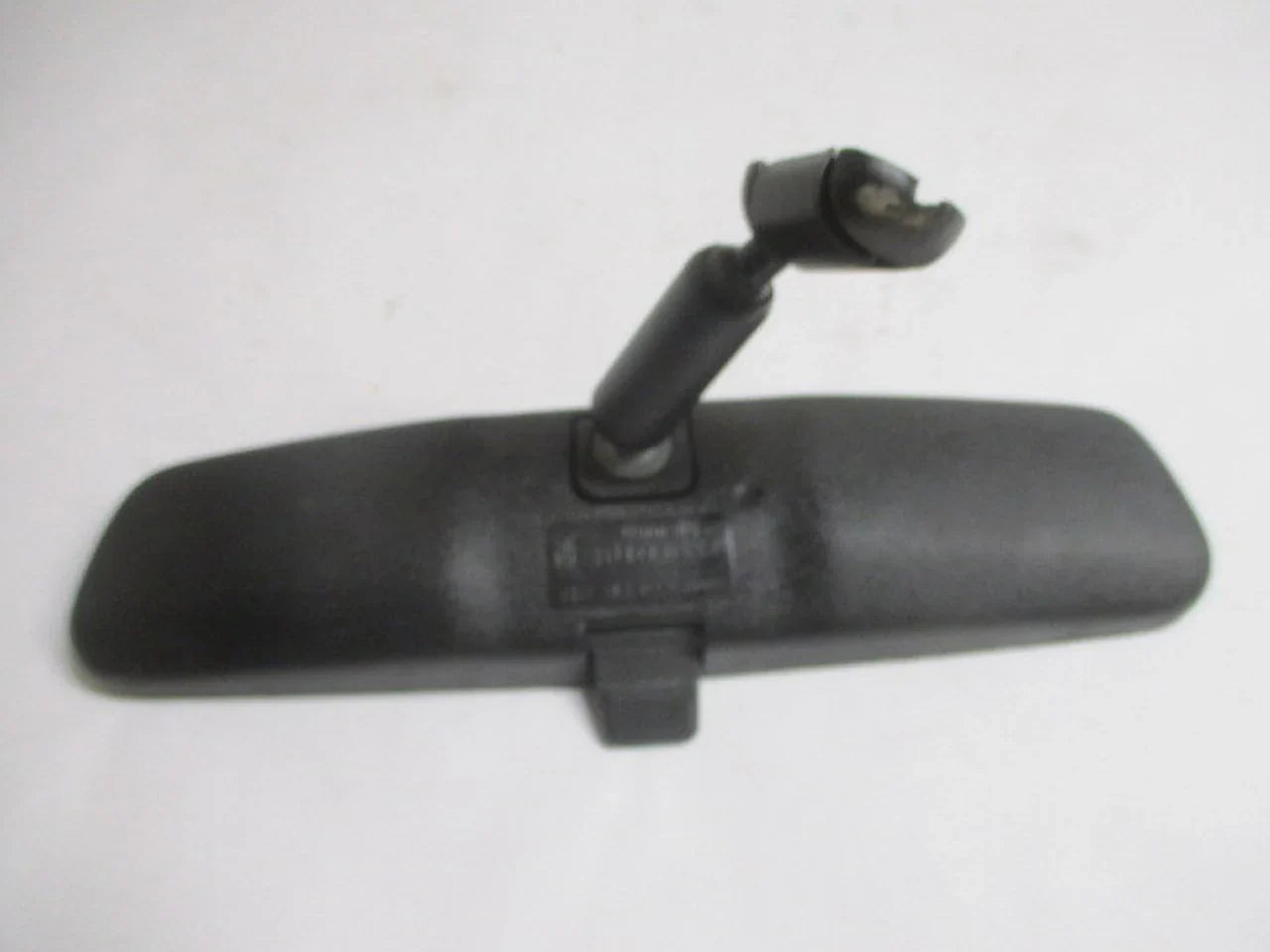 (Good) Victoria Fusion Rear Crown View Pre-Owned OEM Ford LKQ Manual Mirror