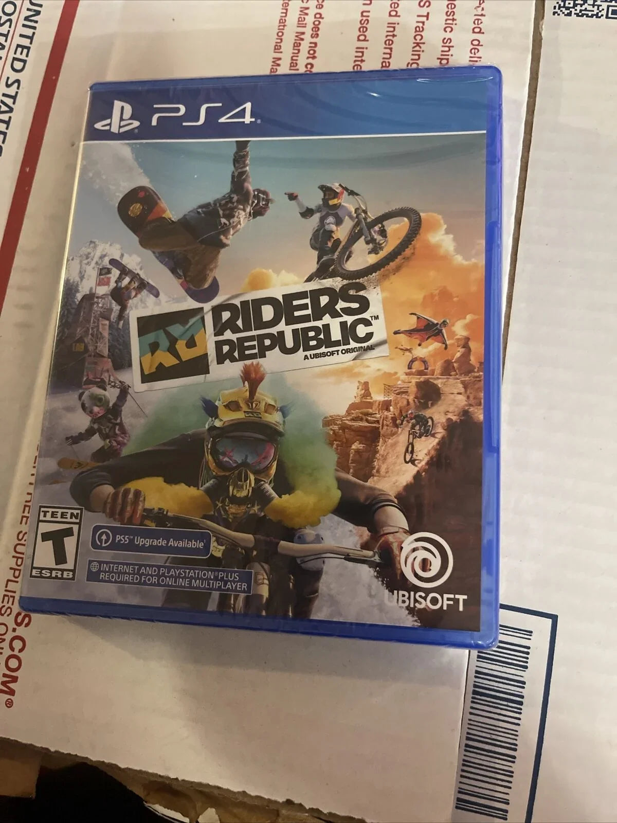 PS4. NEW Limited Edition - Republic Riders