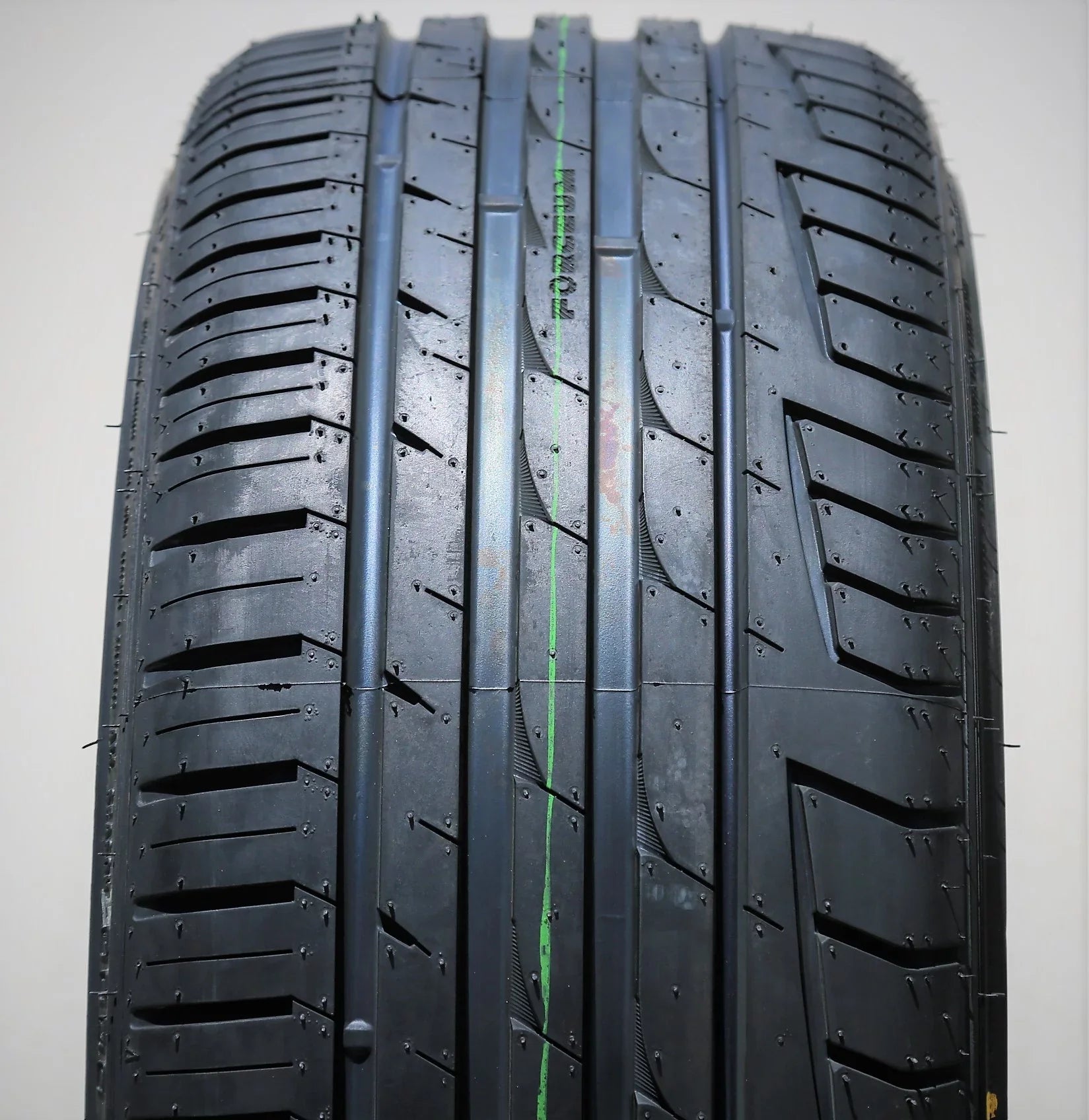 (TWO) Season XL 95Y Forceum Mercedes-Benz All ZR Performance 2017-19 528i 2010-16 of Base Fits: 2 E300 High Octa BMW Tires 4Matic, Pair 245/35R20 A/S