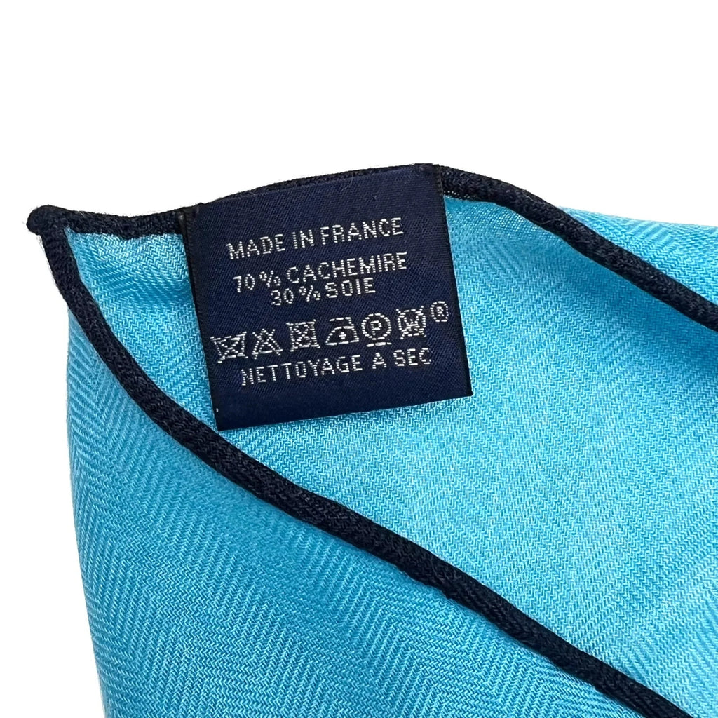 New) triangle cashmere Hermes Pre-Owned ladies triangular silk HERMES scarf blue (Like