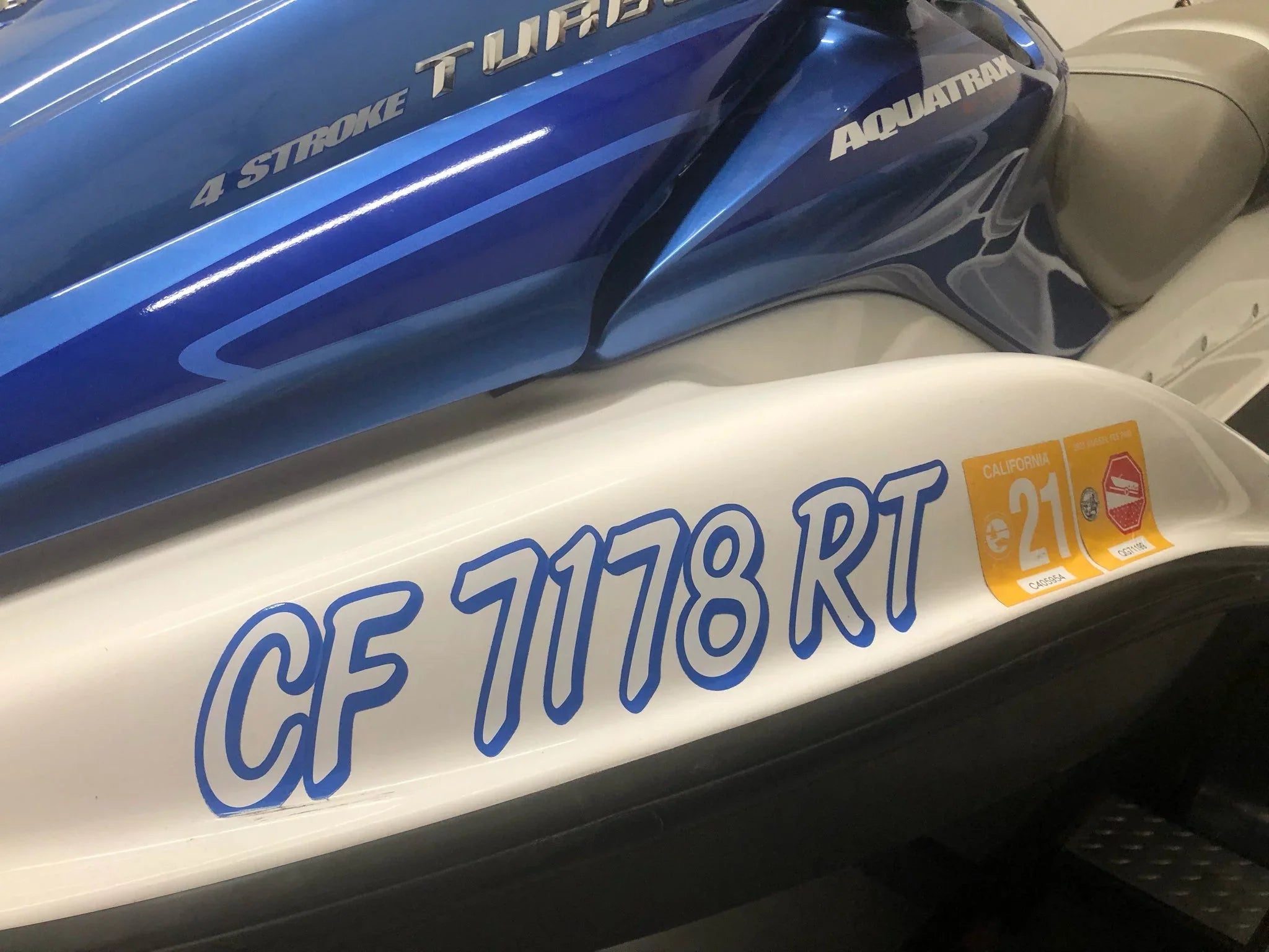 Registration & Numbers Stickers Decals White/Navy Whipline Alpha-Numeric Identification Personal STIFFIE Boats Watercraft Solid 3" for