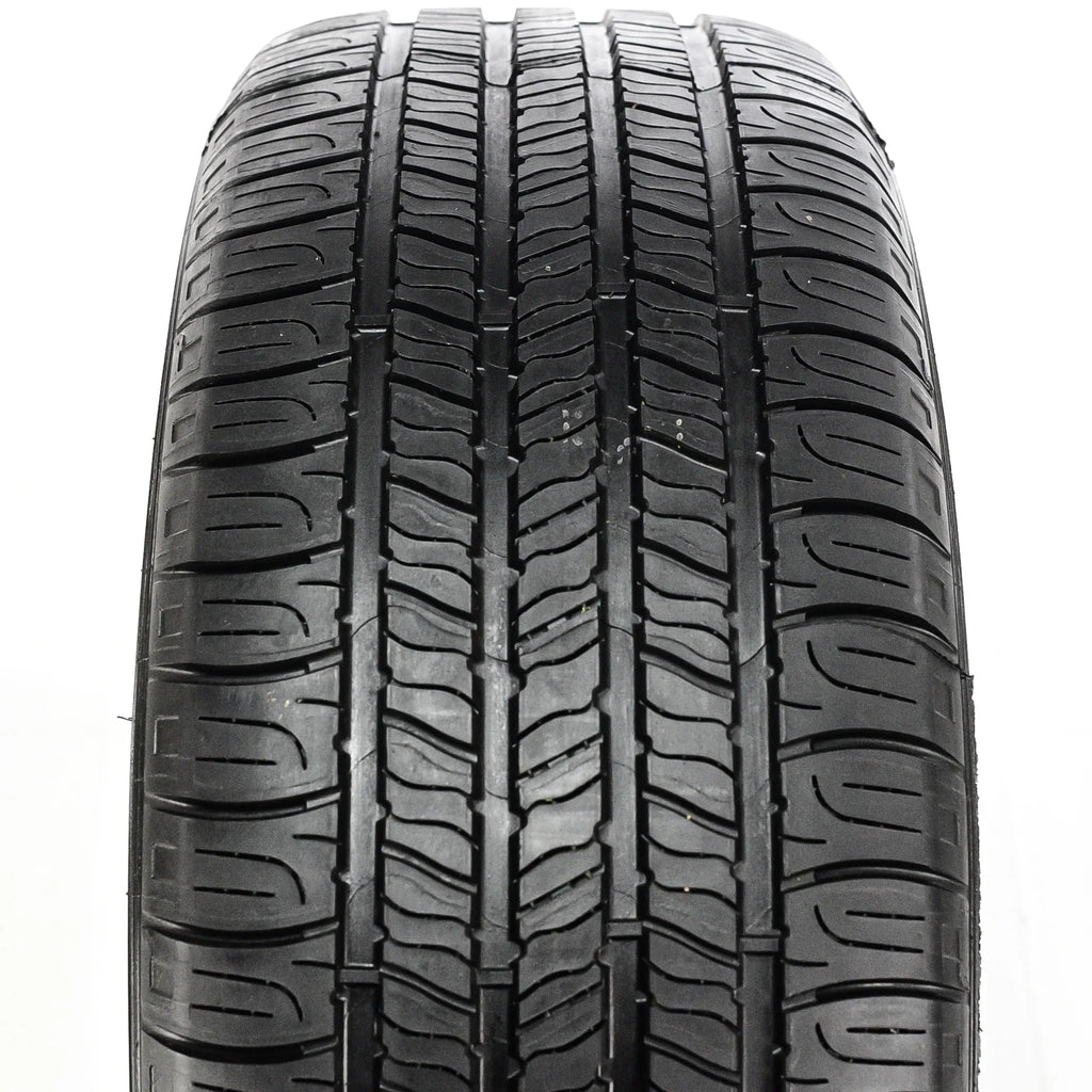 Fits: Assurance Ford Season (FOUR) XLE, Set Fusion SEL 2008-12 of 2012 91V All-Season 225/45R18 Goodyear 4 A/S All Tires Toyota Camry