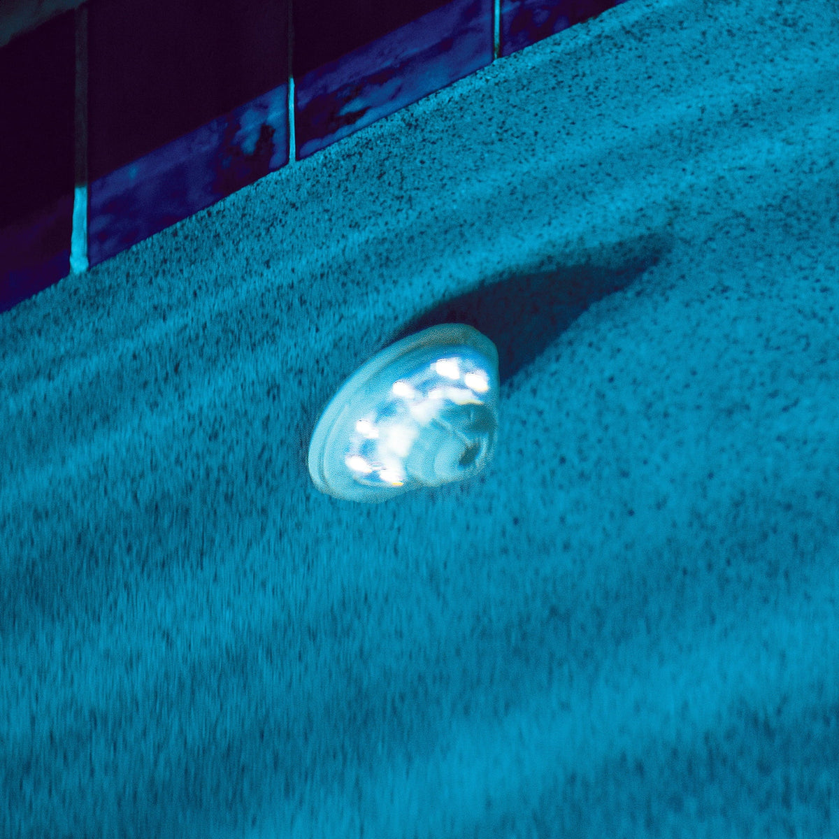 Pool Light and LED Show Jet Return Hydro-Powered