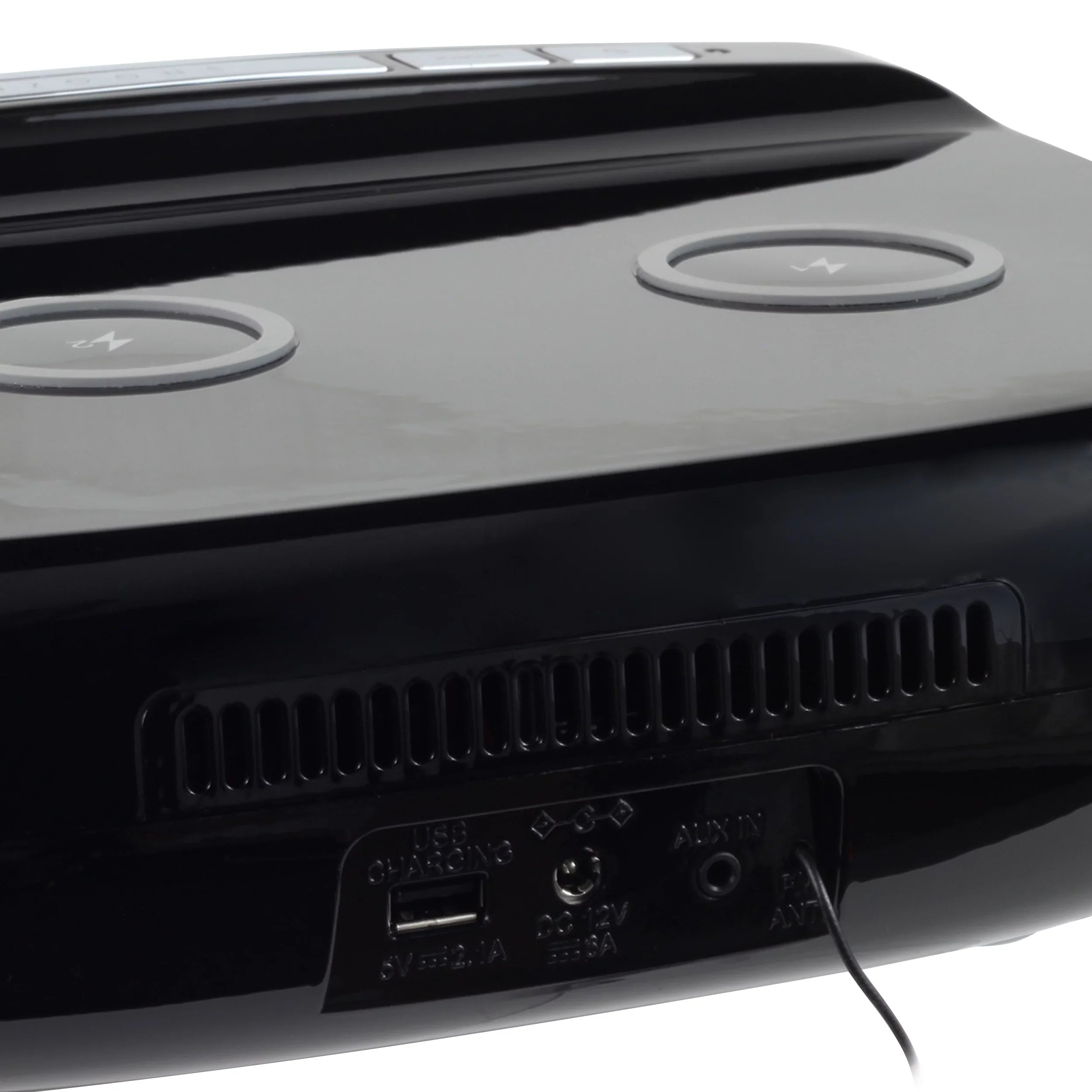 CD, HiFi Music System Radio, Workstaton Charging and FM Wireless with Qi Studebaker Station