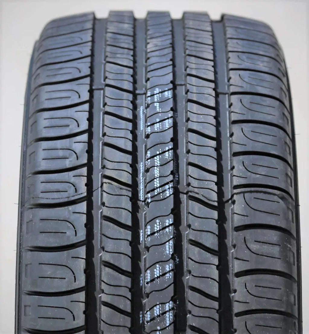 Fits: Assurance Ford Season (FOUR) XLE, Set Fusion SEL 2008-12 of 2012 91V All-Season 225/45R18 Goodyear 4 A/S All Tires Toyota Camry